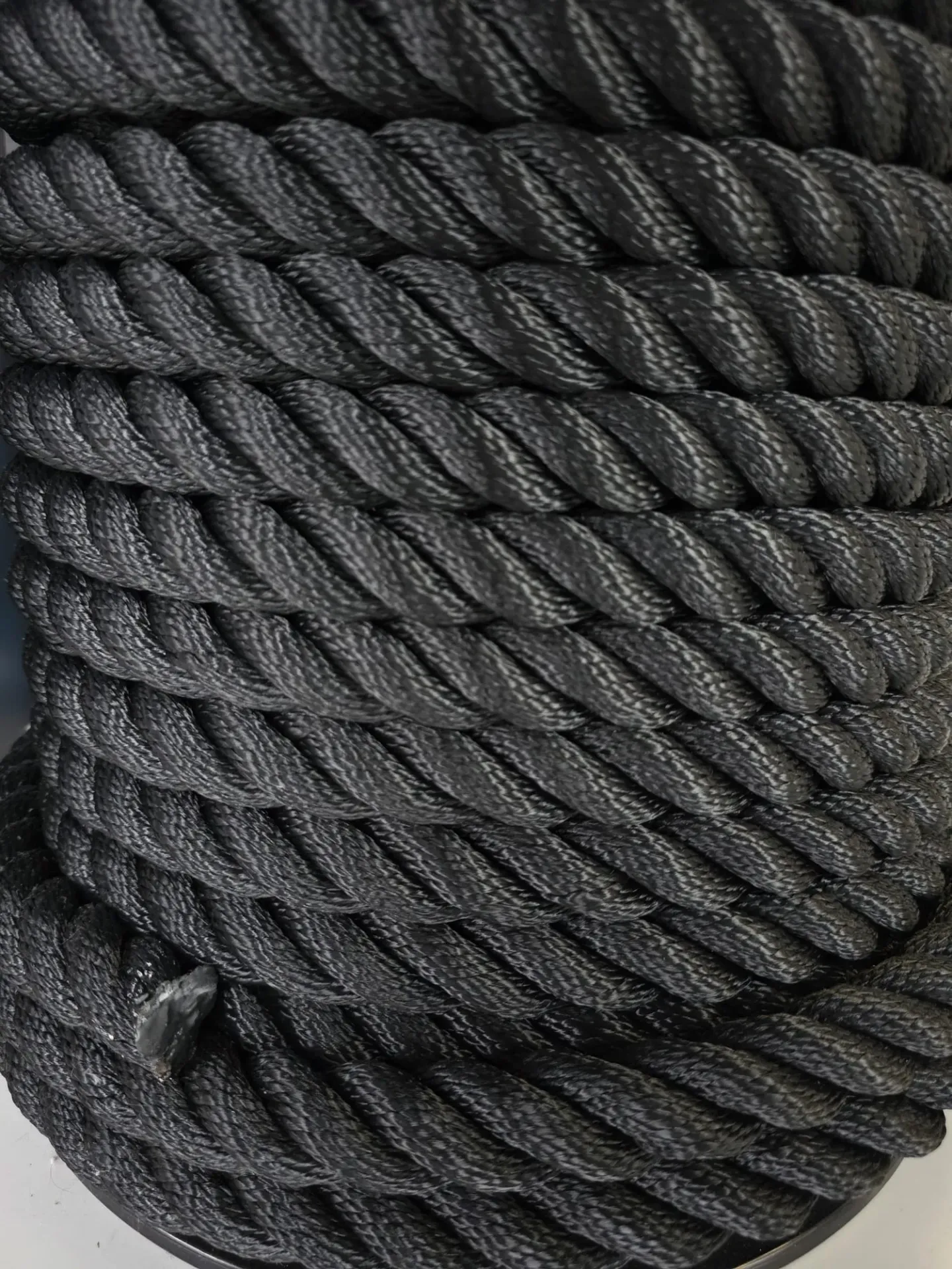 REGATTA ROPE POLYESTER ROPE BLACK 24 mm
